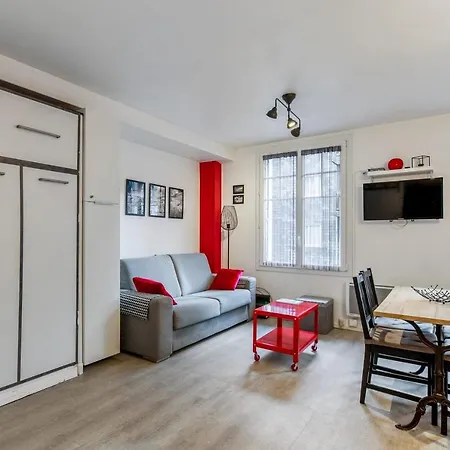 Large And Elegant Studio In Centre 2 Min To The Casino - Welkeys