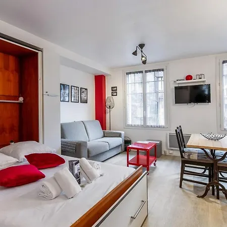 Large And Elegant Studio In Centre 2 Min To The Casino - Welkeys Lägenhet