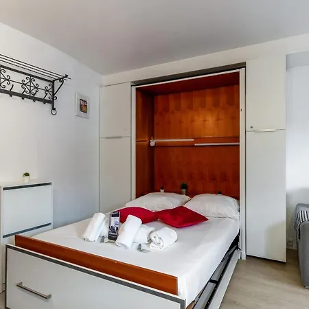 Large And Elegant Studio In Centre 2 Min To The Casino - Welkeys Lägenhet Deauville